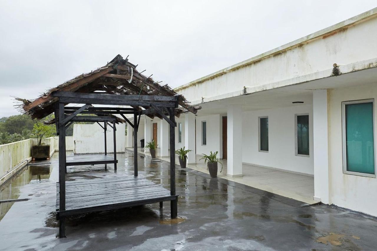 玫瑰别墅 Kampung Sungai Karang 外观 照片