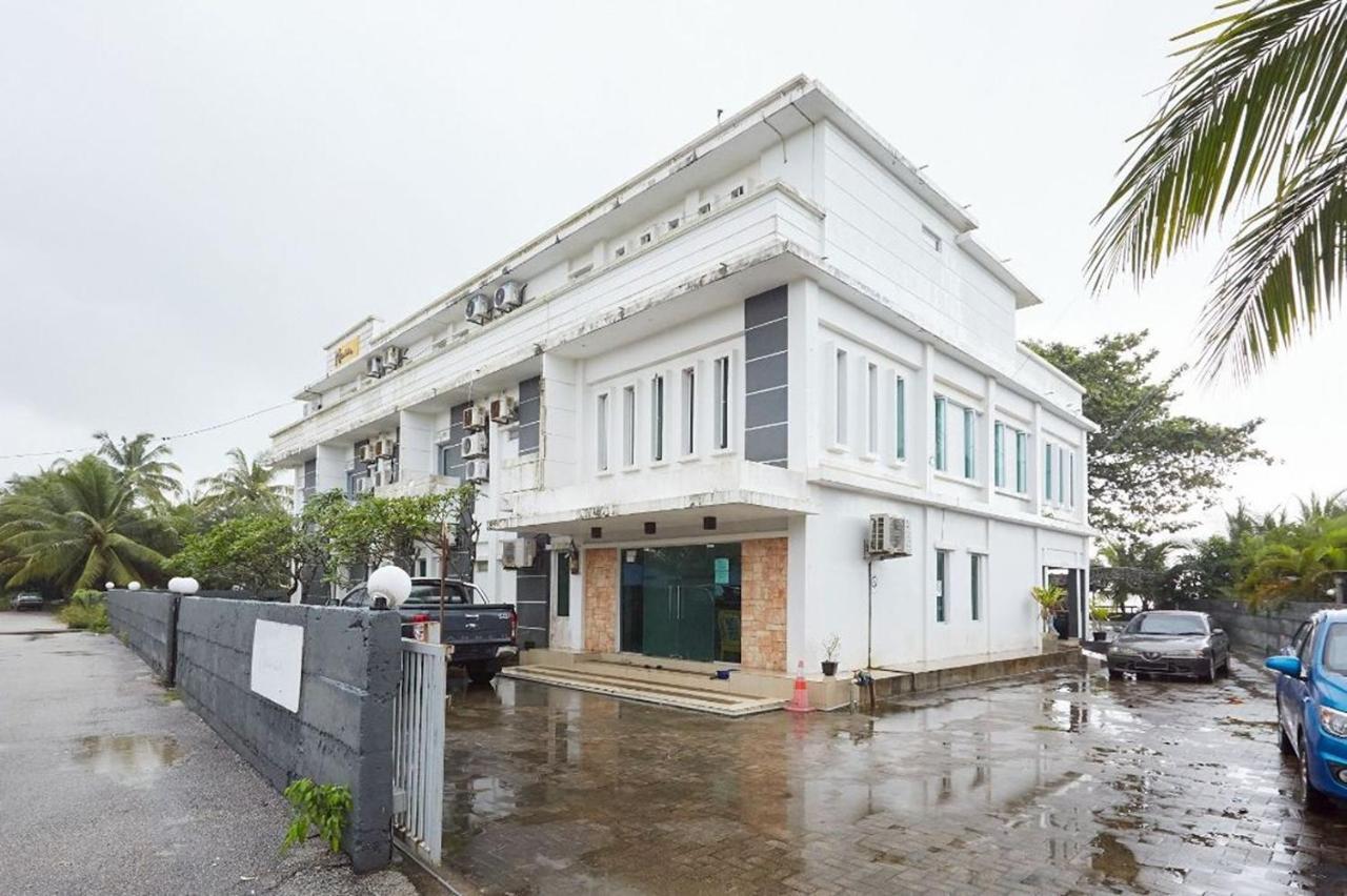 玫瑰别墅 Kampung Sungai Karang 外观 照片
